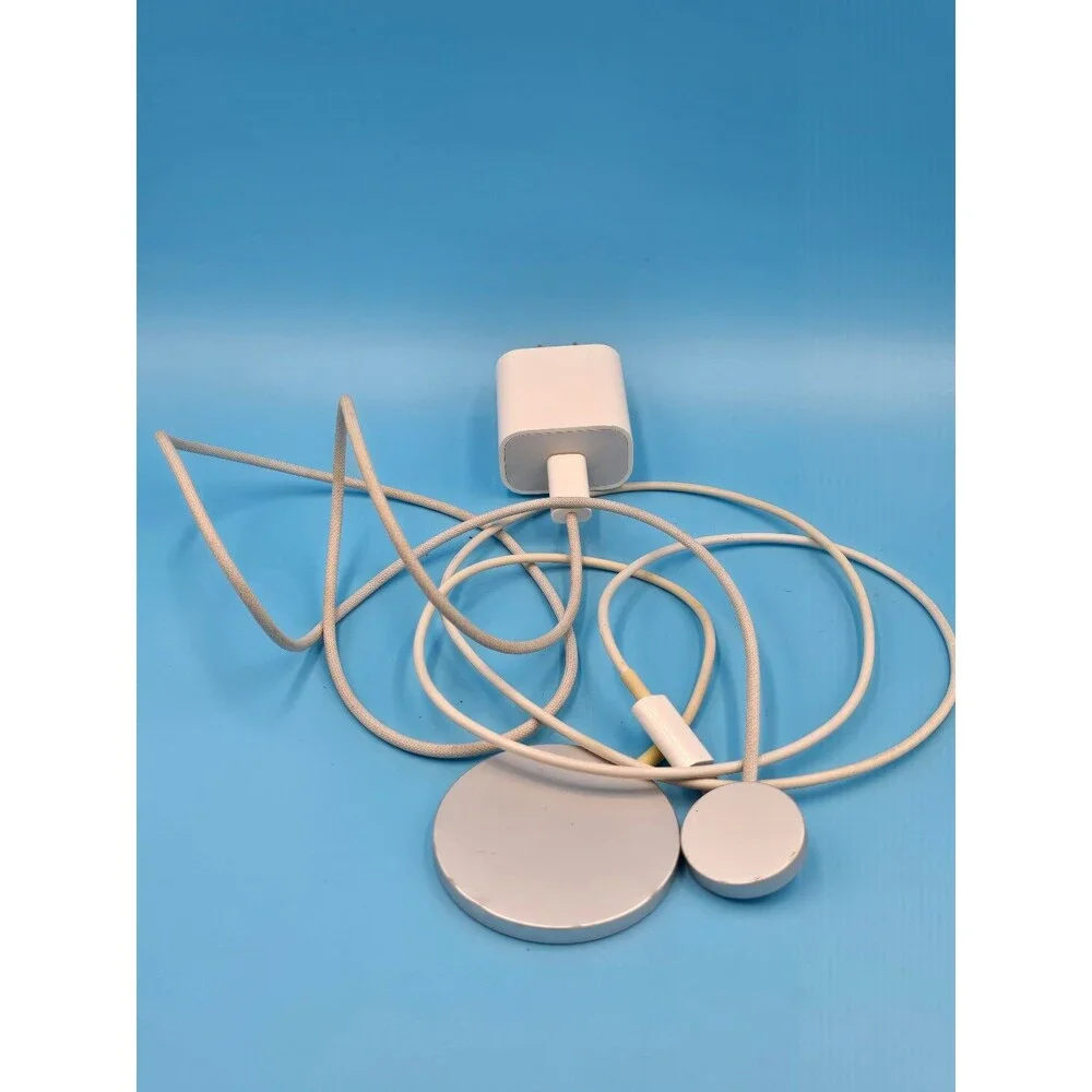 Apple Fast Charger and an Apple Watch Magnetic Fast Charger to USB-C Cable